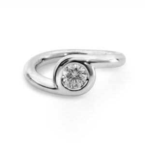 טבעת אירוסין טוויסט BELLA