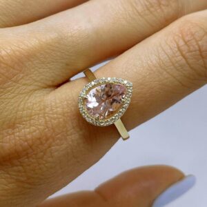 טבעת אירוסין מורגנייט טיפה גדול ויהלומים מסביב ADR-00652-10