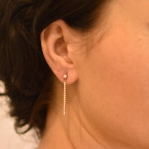 עגילי יהלומים לוחית תלויה ויהלום צמוד ADE-00392-5